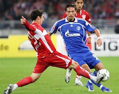 比利时11月世预赛大名单：库尔图瓦领衔，多库、特罗萨德在列（比利时11月世预赛名单出炉：库尔图瓦压阵，多库、特罗萨德入选）