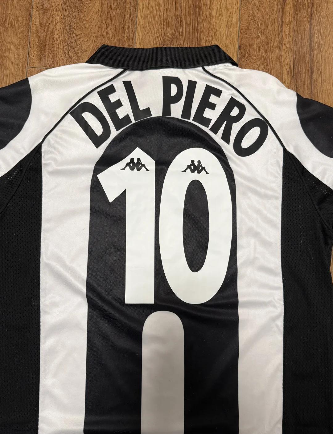 前锋射门力度与准度如何兼顾？