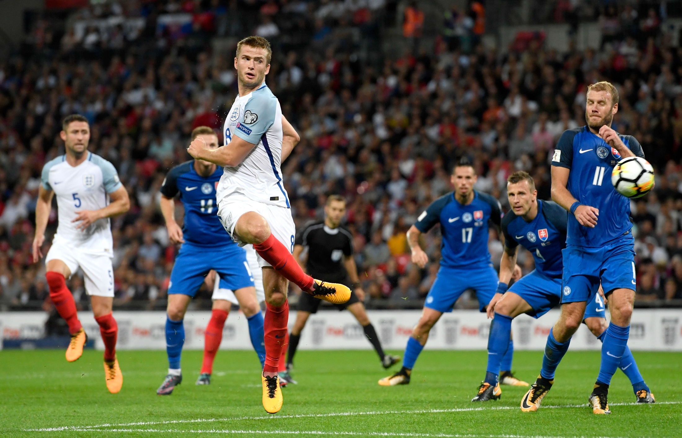 领袖气质，一眼就能看出来（领导风范，一眼可辨）