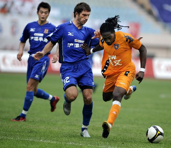 54球追平2015年的C罗，姆巴佩升至皇马球员自然年进球榜第四（姆巴佩54球追平C罗2015年纪录，升至皇马球员自然年进球榜第4）