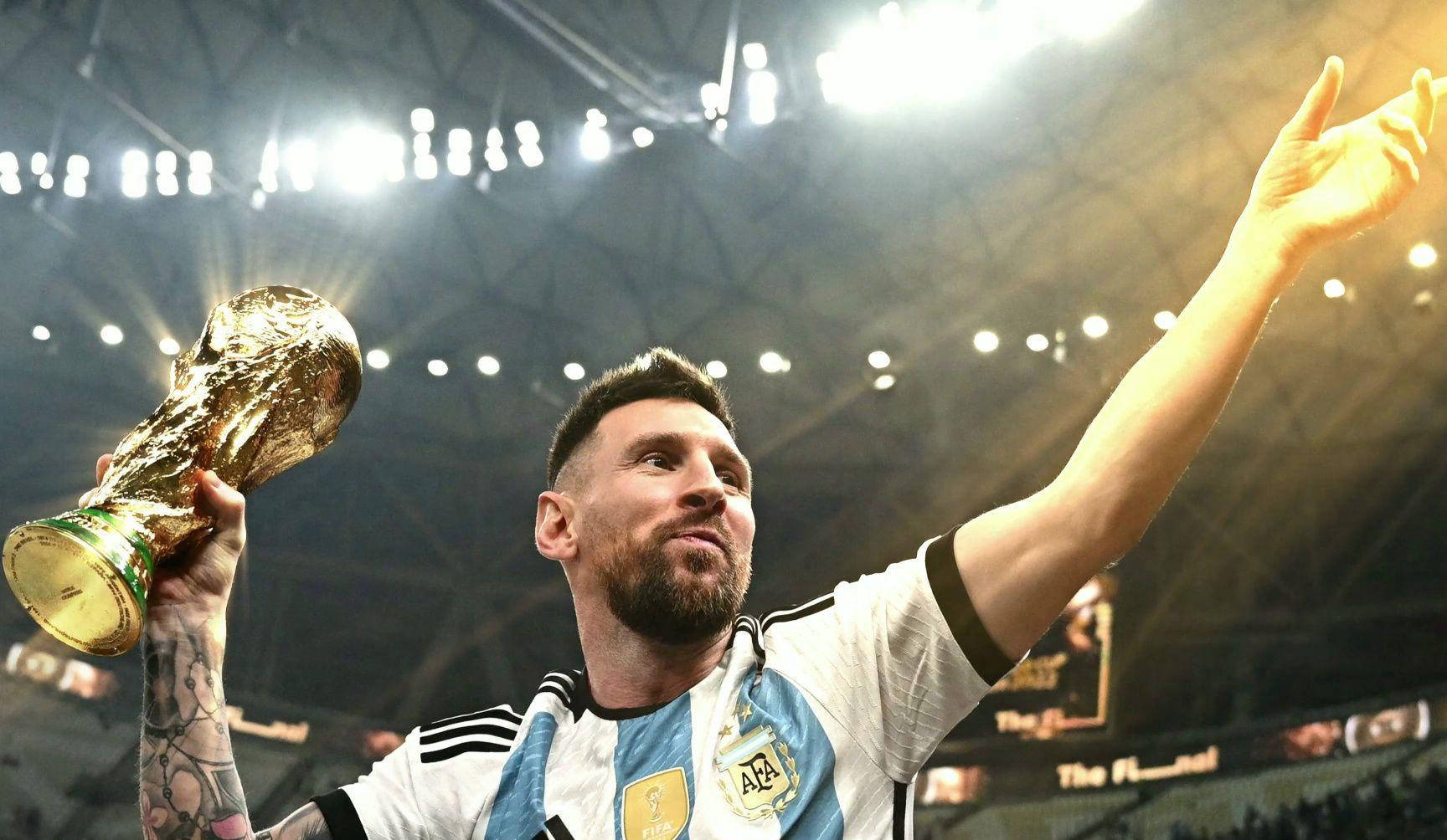 杜锋官方认证！19岁新星获期许 他能成广东下一个传奇？（杜锋亲口认可！19岁新星获厚望，他会是广东的下一位传奇吗？）