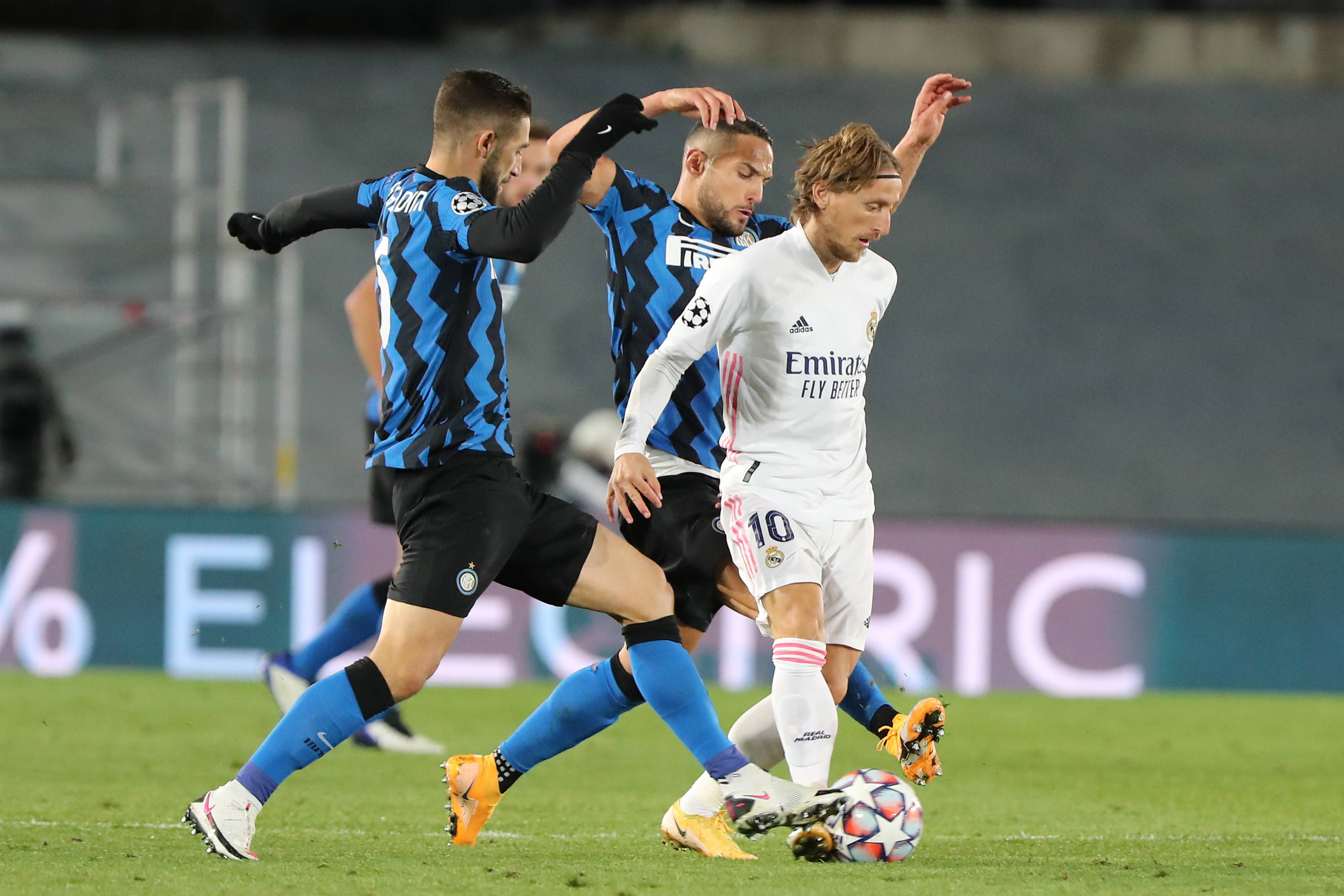 队报：里昂被迫签下森林门将特纳，并将其租借至美职联（《队报》称：里昂无奈引进森林门将特纳，随后将其外租至美职联）