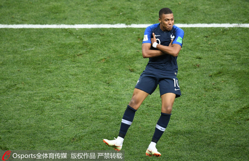 BBC：国际足联试行皮球是否出界技术，已在洲际杯中试验（据BBC报道，FIFA试行球出界判定技术，已在洲际杯试用）