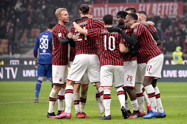 意媒：米兰有意乔纳森-戴维，但尤文不愿意在冬窗出售（意媒：米兰看中乔纳森-戴维，尤文冬窗拒绝出售）