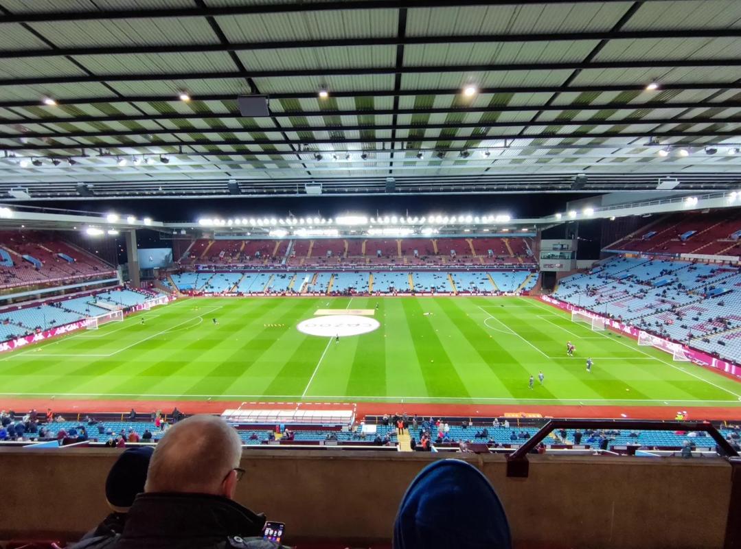 申花队内人士：尽人事，听天命，把该做的和能做的做到最好（申花内部人士：全力以赴，顺其自然，把该做的、能做的做到极致）