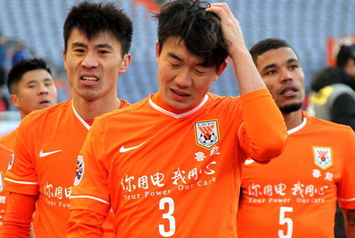 马赛3-2逆转圣吉罗斯联合，格林伍德、哈利利双响，派尚建功（马赛3-2逆转圣吉罗斯联合：格林伍德、哈利利梅开二度，派尚破门）